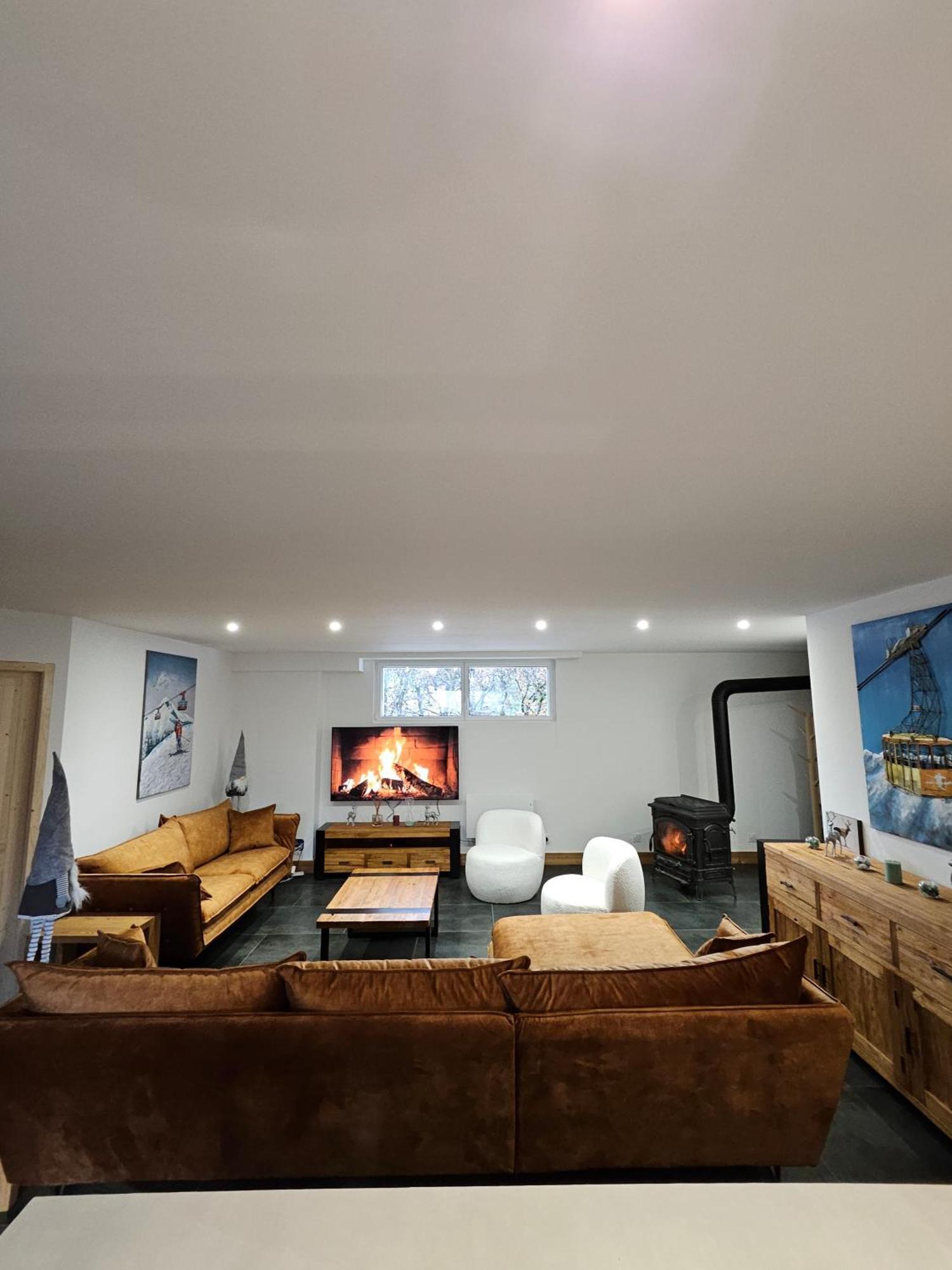 Les Fees Mer : Appart 150 M² Hypercentre Calme 10P Chamonix Exteriör bild